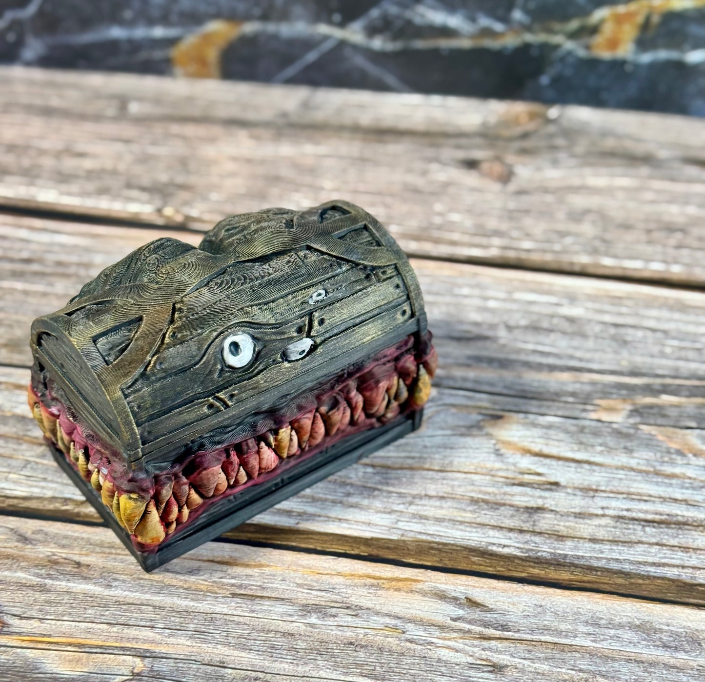 Mimic Dice Trunk – Decorative Fantasy Storage Box with Teeth & Eyes