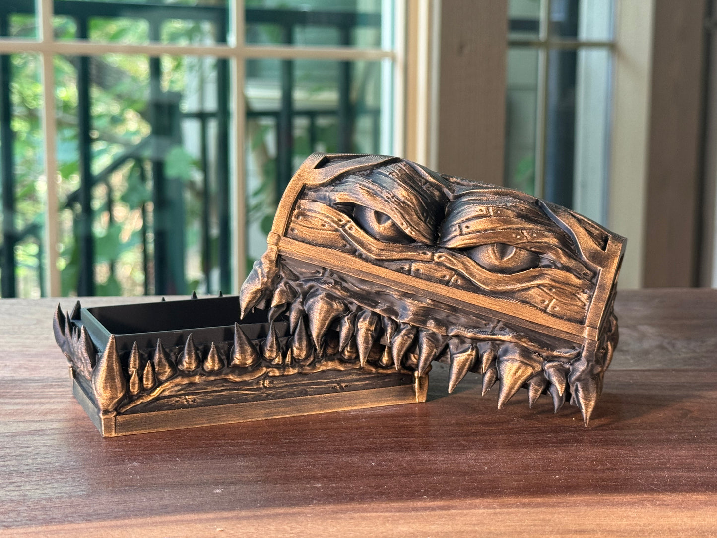 Mimic Dice Trunk – Decorative Fantasy Storage Box with Teeth & Eyes