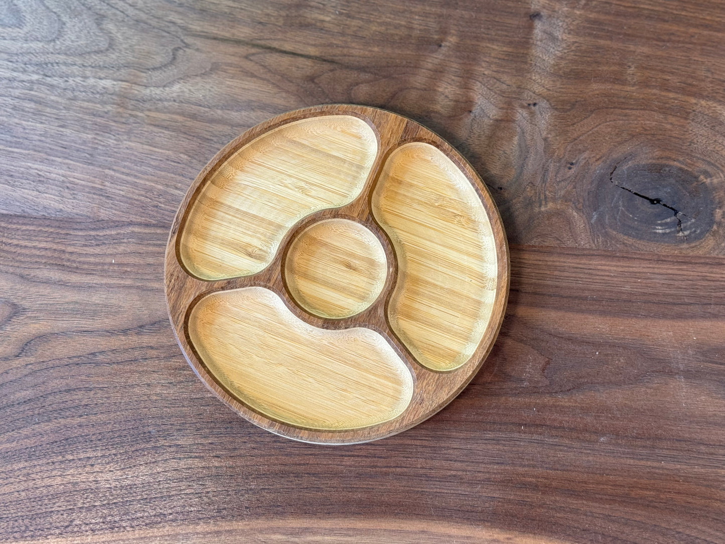 Round Bottom Carved Accessory Tray