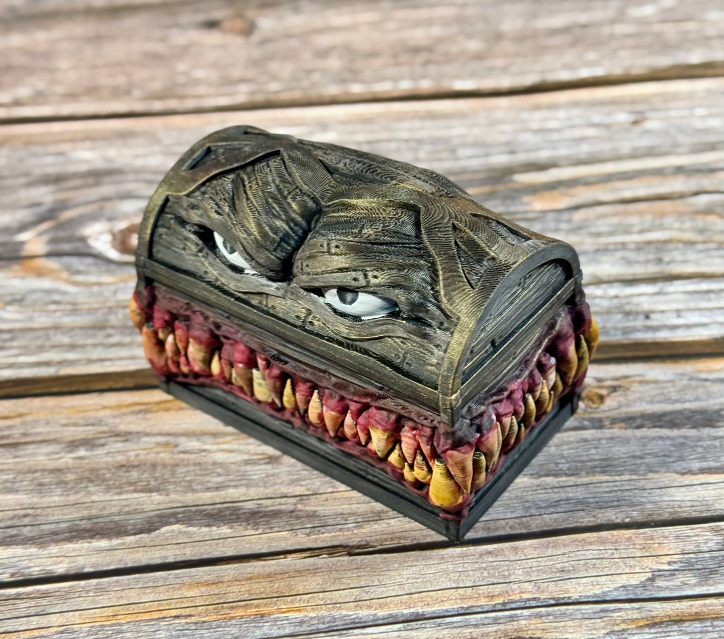 Mimic Dice Trunk – Decorative Fantasy Storage Box with Teeth & Eyes