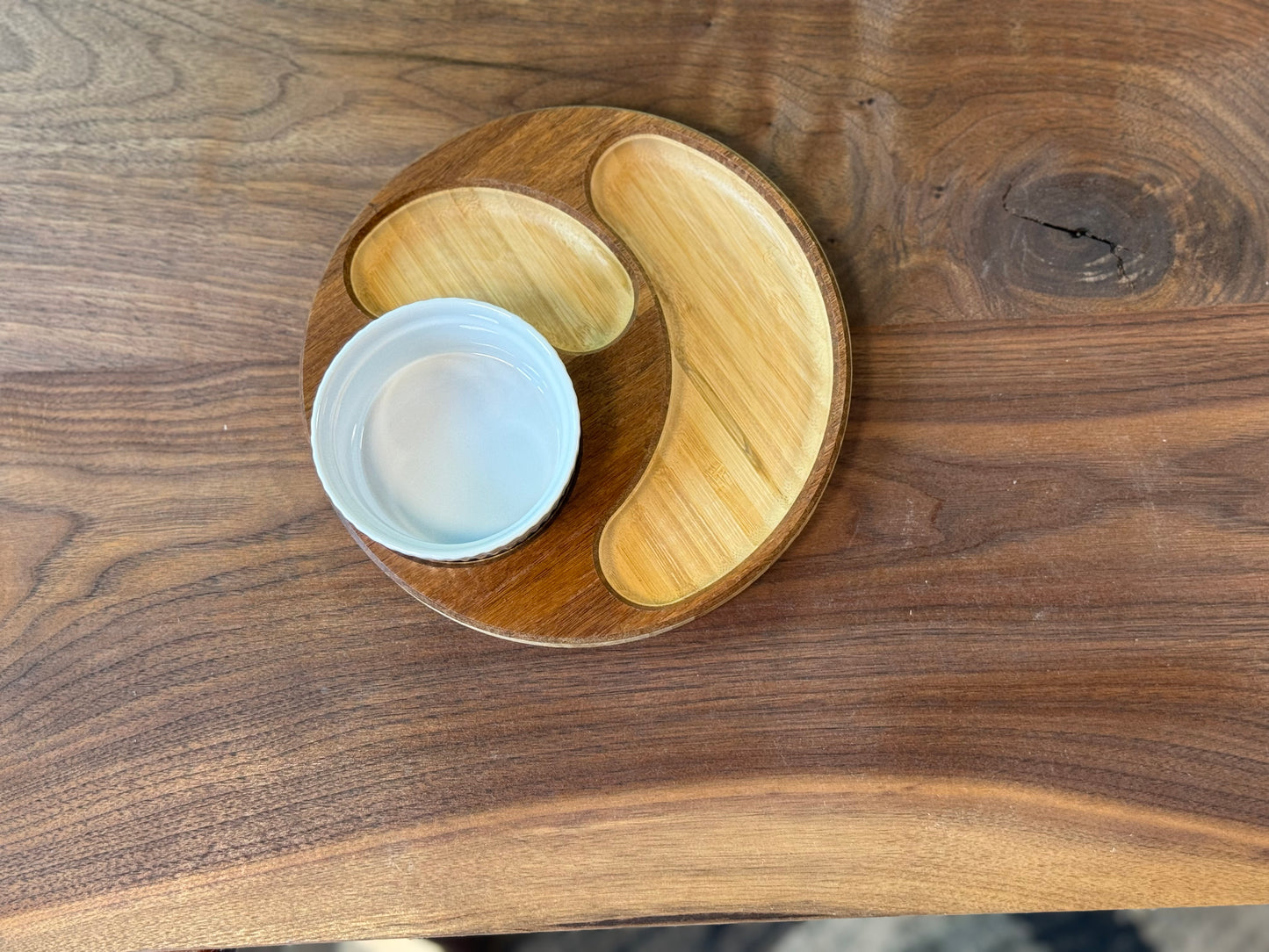 Round Bottom Carved Accessory Tray