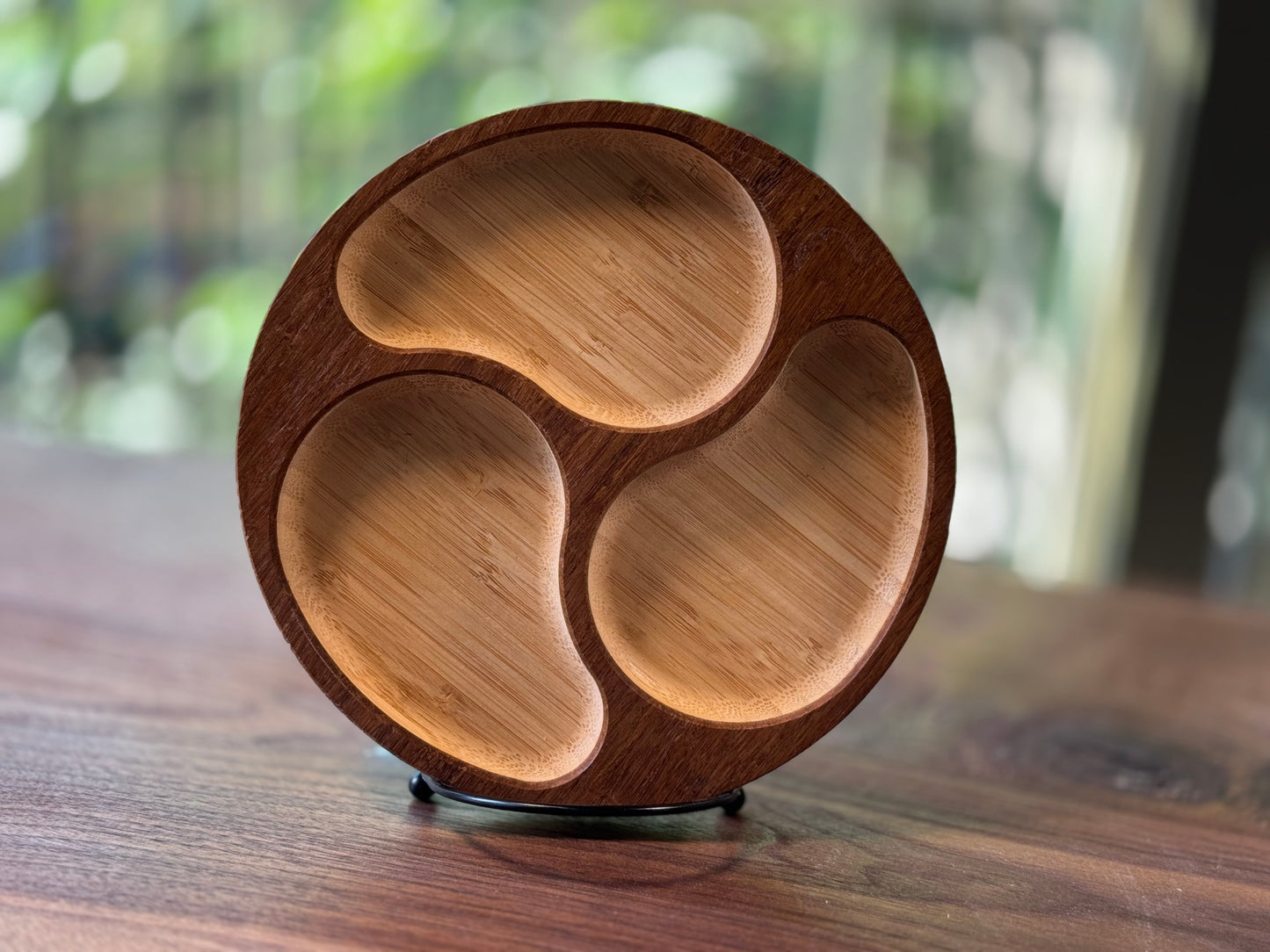 Round Bottom Carved Accessory Tray